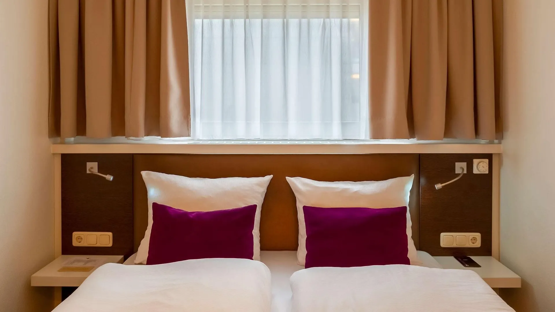 Rilano 24/7 Hotel Muenchen 3*, Monachium