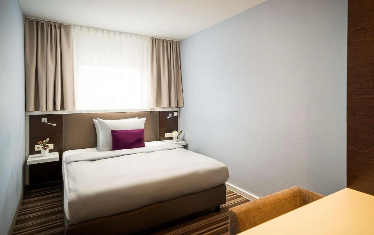 Rilano 24/7 Hotel Muenchen  Monachium